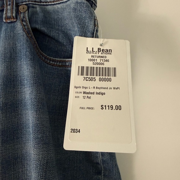 LL Bean Boyfriend Jeans - petite - Picture 3 of 5